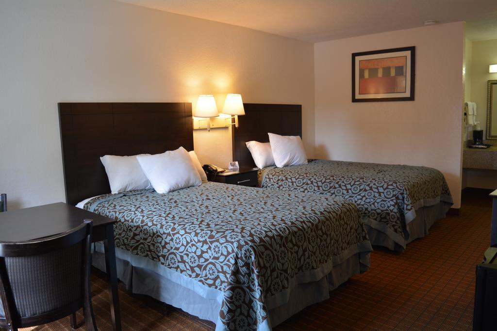 Days Inn By Wyndham Port Royal/Near Parris Island מראה חיצוני תמונה